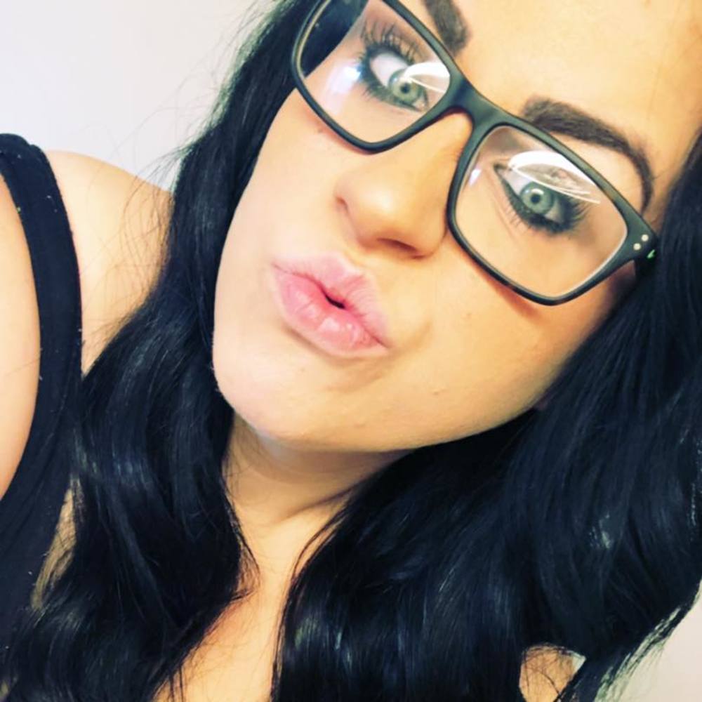 Meet your Posher, Hannah